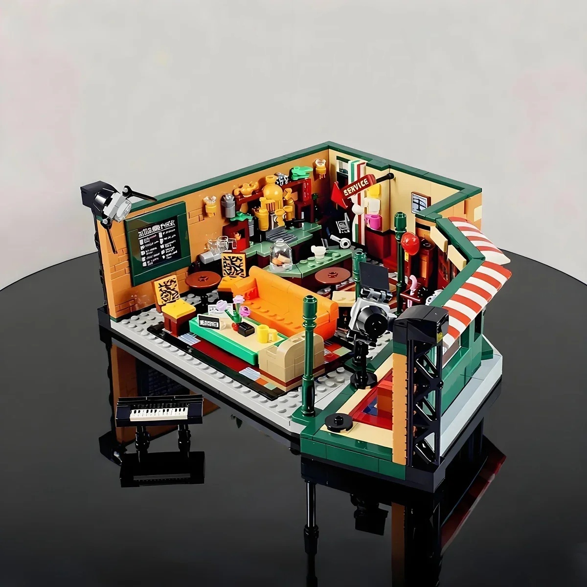 Home Bar Cafe - Arkadaşlar Evi Aile Klasik Şehir Merkezi